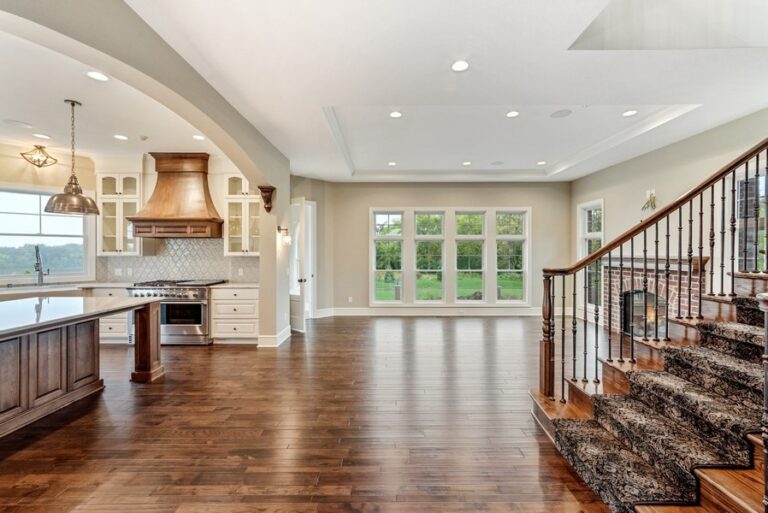 13 The Astoria 900029 Web 768x513