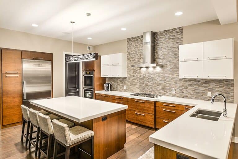 ChipVicky 20 of 59 768x513